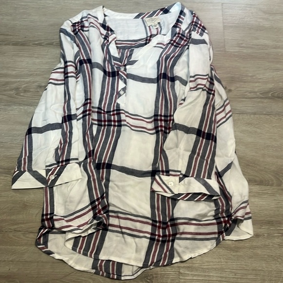 St. John's Bay Tops - St. John Bay shirt XL
